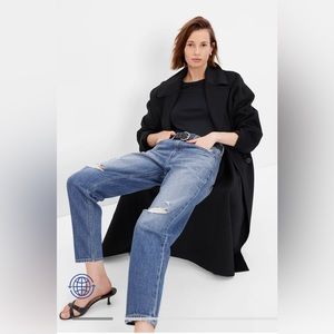 Gap High Rise Barrel Jeans with Washwell